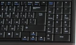 Як почистити клавіатуру ноутбука?